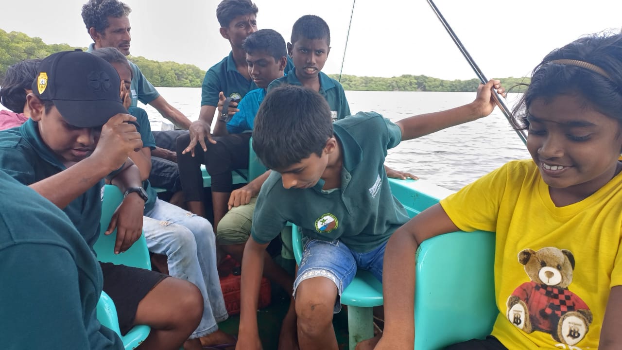 On 2nd August 2025, our passionate members of the “Together With Mangroves” Children and Youth Environmental Society continued their mission to protect our coasts by planting mangrove seedlings along the Pambala Lagoon, near the Lanka Mangrove Museum.