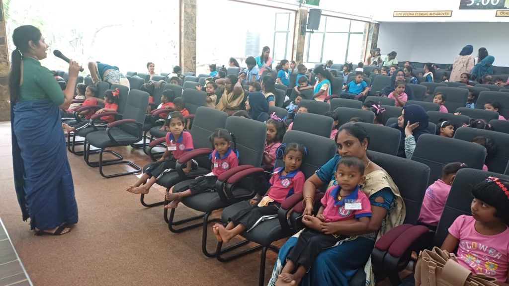 The young learners enthusiastically explored the museum exhibits and were introduced to the importance of mangrove ecosystems, biodiversity, and environmental conservation. Through guided sessions and interactive learning activities, the children gained valuable knowledge about protecting nature and understanding their role in safeguarding the environment.