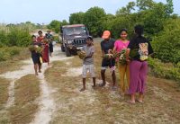 In celebration of International Mangrove Conservation Day, a mangrove restoration programme was successfully carried out today at the Kalpitiya Lagoon, where 960 Red Mangrove (Rhizophora mucronata) saplings were planted.