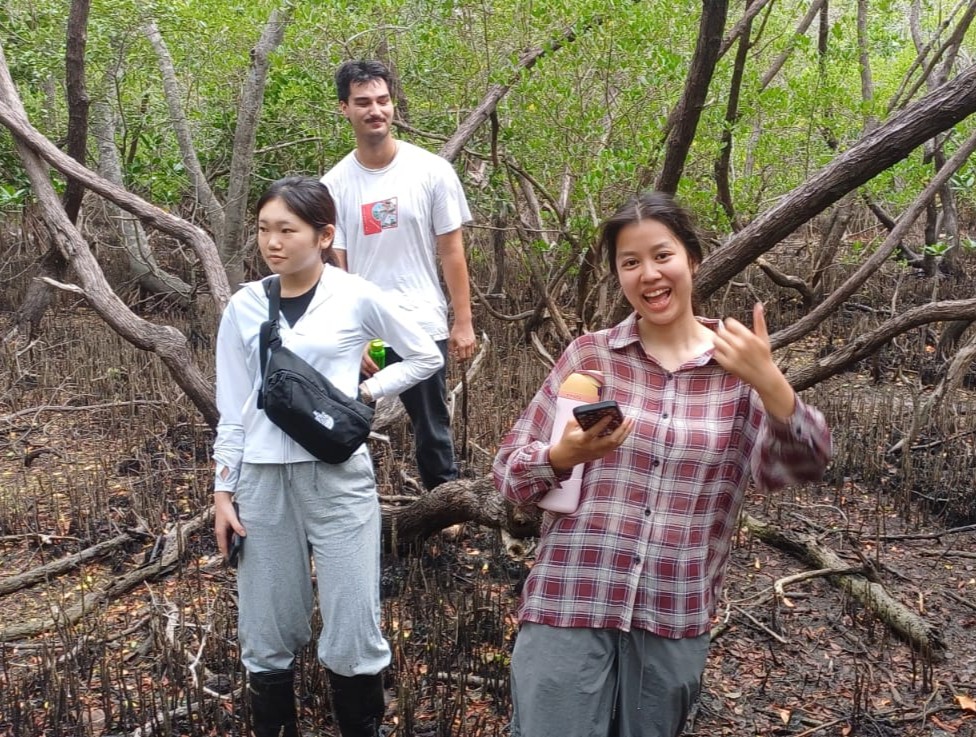 On 13 August 2026, an awareness and study programme on mangrove ecosystems was conducted for the international university students who had joined the Lanka Mangrove Museum and Learning Centre as volunteers. The programme provided the students with an opportunity to learn about the importance of mangrove ecosystems, their ecological value, biodiversity, and the importance of mangrove conservation and restoration. The students also participated in a practical study of mangroves, allowing them to gain first-hand experience and a better understanding of mangrove plants and their natural environment. This programme provided a valuable opportunity for the international volunteers to connect their academic knowledge with practical field experience while learning about Sri Lanka’s mangrove ecosystems and conservation efforts.