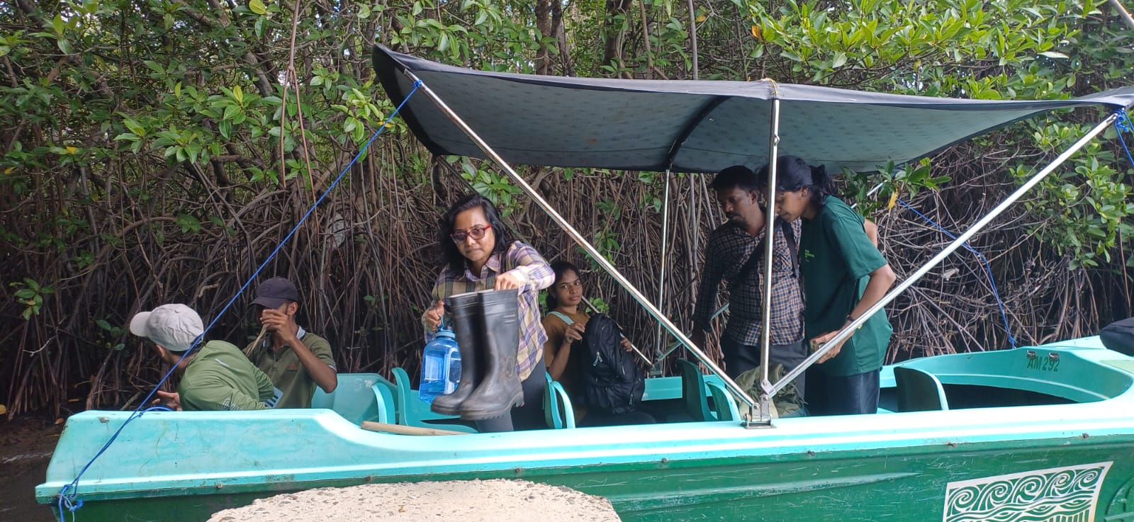 On 3 September 2026, a research team from the University of Kelaniya, led by Dr. Wasana de Silva, conducted a field research programme in the mangrove ecosystem of Pambala, Chilaw, Sri Lanka. The research team carried out field-based investigations within the mangrove environment, focusing on understanding the ecological characteristics and importance of this valuable coastal ecosystem. Field research of this nature provides important scientific information that contributes to a better understanding of mangrove ecosystems and supports their effective conservation and sustainable management.