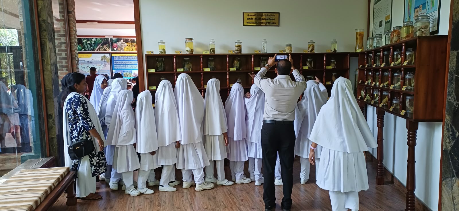 On 14th October 2026, a group of students from Minuwangoda Pasyala Muslim Vidyalaya visited the Lanka Mangrove Museum & Learning Center in Pambala, Chilaw. The educational visit provided an opportunity for the students to explore the fascinating world of mangrove ecosystems and understand their importance in protecting coastal environments, supporting biodiversity, and maintaining ecological balance.